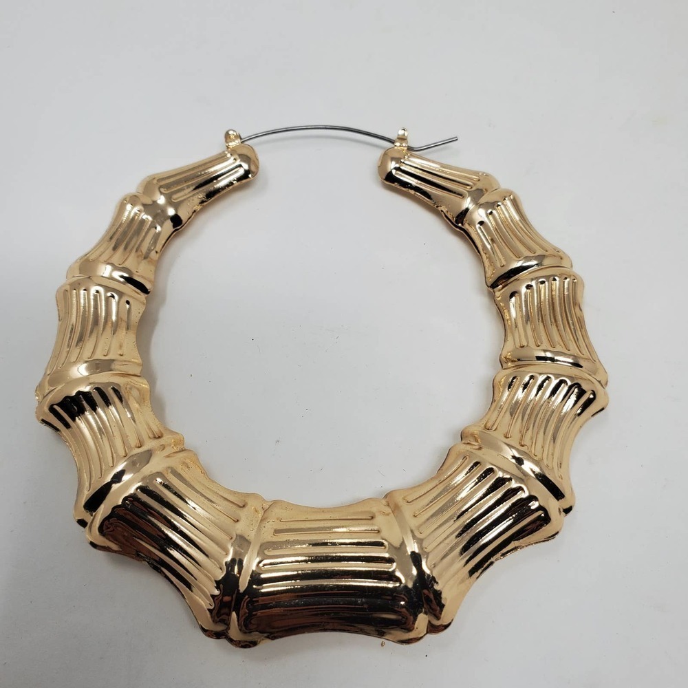 Gold Tone Hoop Textured Round Fashion Earring 90's Inspired Gold Tone - Picture 2 of 5